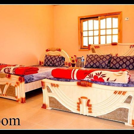 Palm Valley Hotel Sukkur ภายนอก รูปภาพ