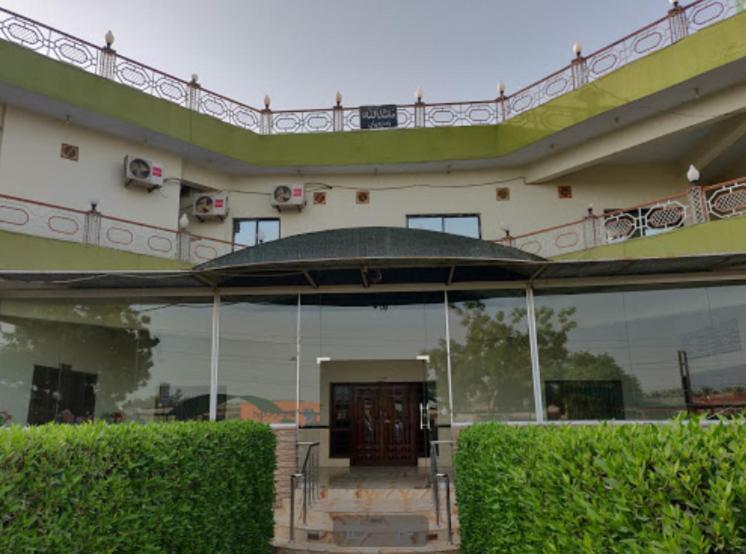 Palm Valley Hotel Sukkur ภายนอก รูปภาพ